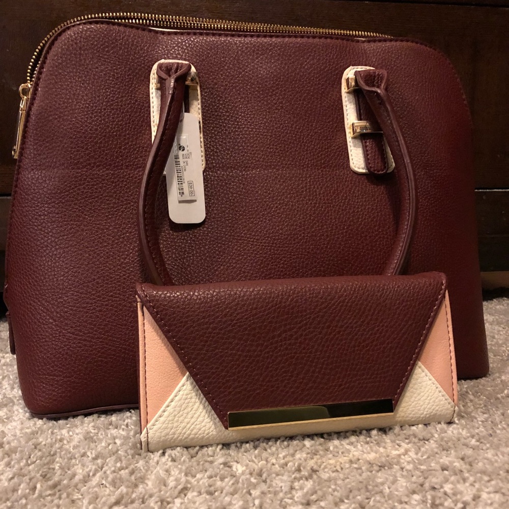 Purse brand new with tags
